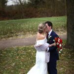 IMG_parkwinphotography_bride_groom_kiss_winter_wedding
